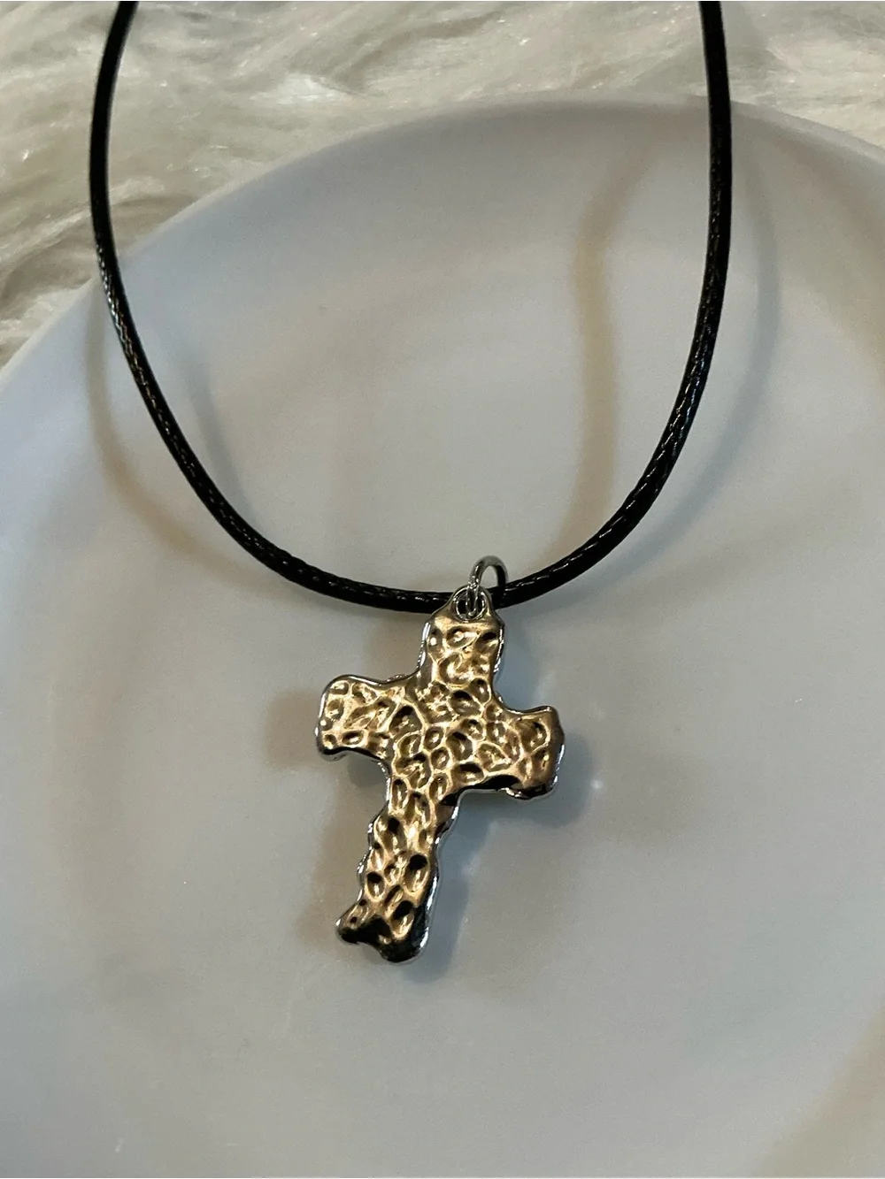 Pretty blue/silver-tone cross/religious pendant black string necklace